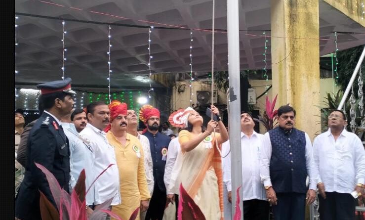 स्वांतत्र्य दिनाचा वर्धापन दिन मोठ्या उत्साहात पार पडला