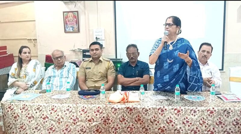 उल्हासनगर च्या बाल्कनजी बारी शाळेत शिक्षक दिन उत्साहात साजरा
